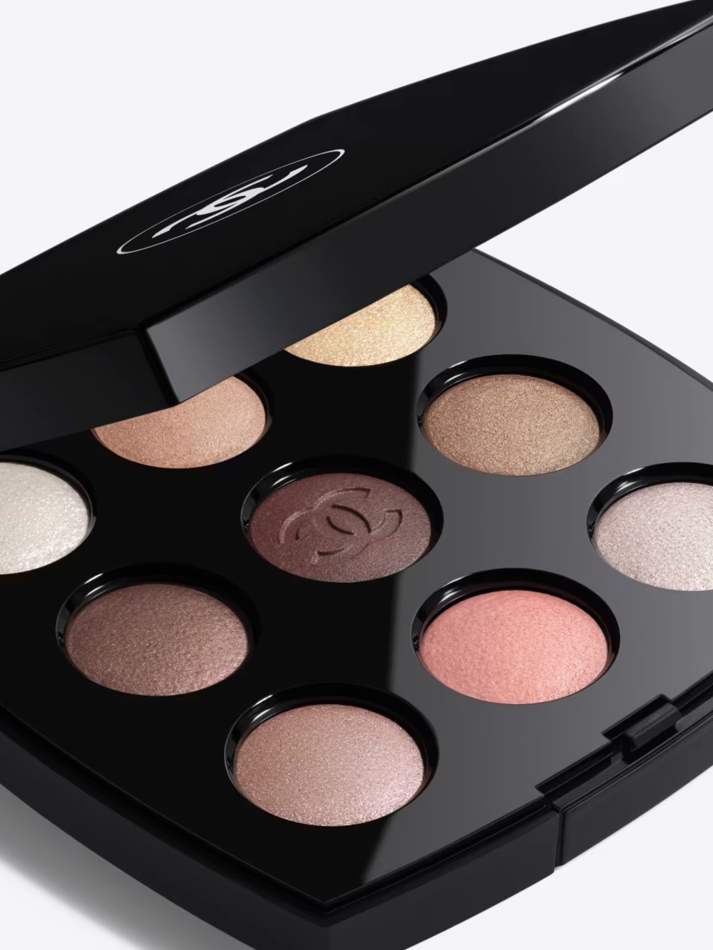 Chanel Les 9 Ombres Eyeshadow Palette